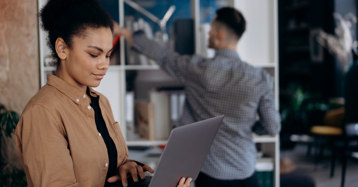 découvrez le taux d'attrition, un indicateur clé pour mesurer la fidélité des clients et la performance des employés. apprenez comment analyser et réduire ce taux pour améliorer la rétention et optimiser votre stratégie d'affaires.