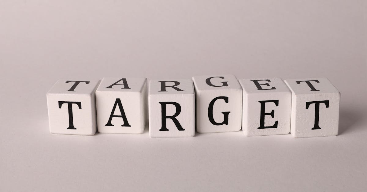 découvrez comment définir et comprendre votre public cible pour améliorer votre stratégie marketing et atteindre vos objectifs commerciaux avec précision.