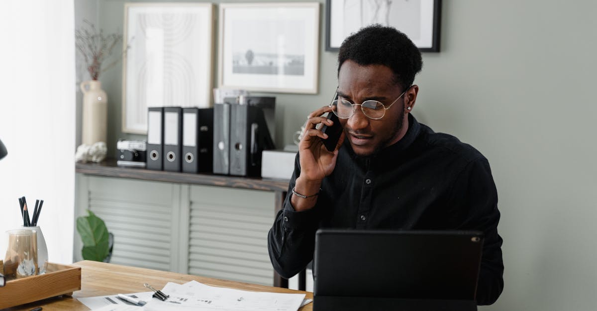 découvrez des stratégies efficaces de cold calling pour augmenter vos ventes et améliorer votre taux de conversion. apprenez à aborder vos prospects avec confiance et à transformer les appels à froid en opportunités business.
