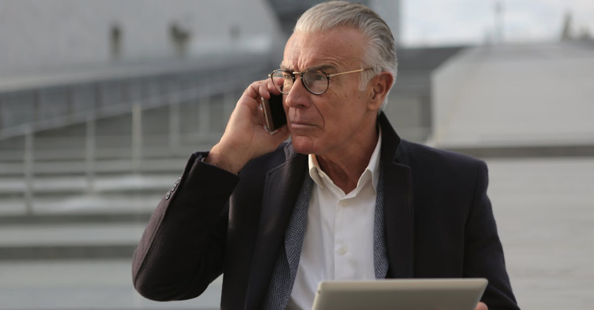 découvrez des stratégies efficaces de cold calling pour améliorer vos prospects et maximiser vos ventes. apprenez à captiver l'attention dès les premières secondes, à surmonter les objections et à conclure des ventes avec succès grâce à nos conseils pratiques.