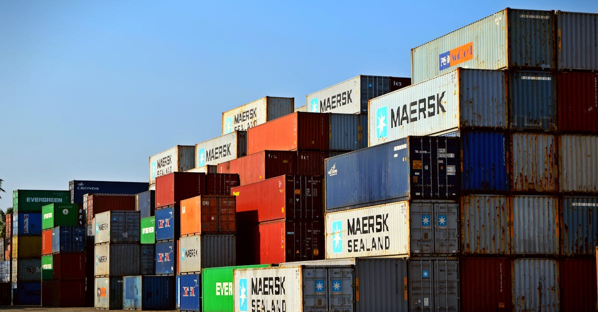 découvrez les enjeux et les stratégies de la supply chain : optimisez vos processus, améliorez votre efficacité opérationnelle et réduisez vos coûts grâce à une gestion efficace de la chaîne d'approvisionnement.